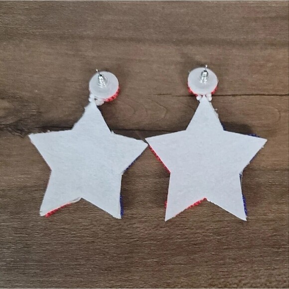 Beaded American Flag Star Dangle Earrings - Picture 4 of 5
